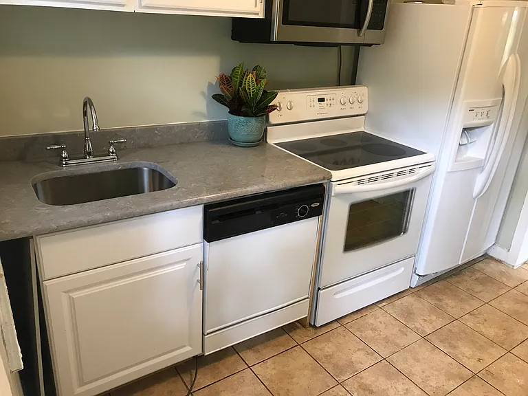 709 Ford Pl — Photo 8
