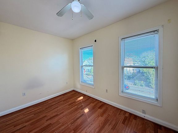 5th image of 289 Merrimack St APT 4