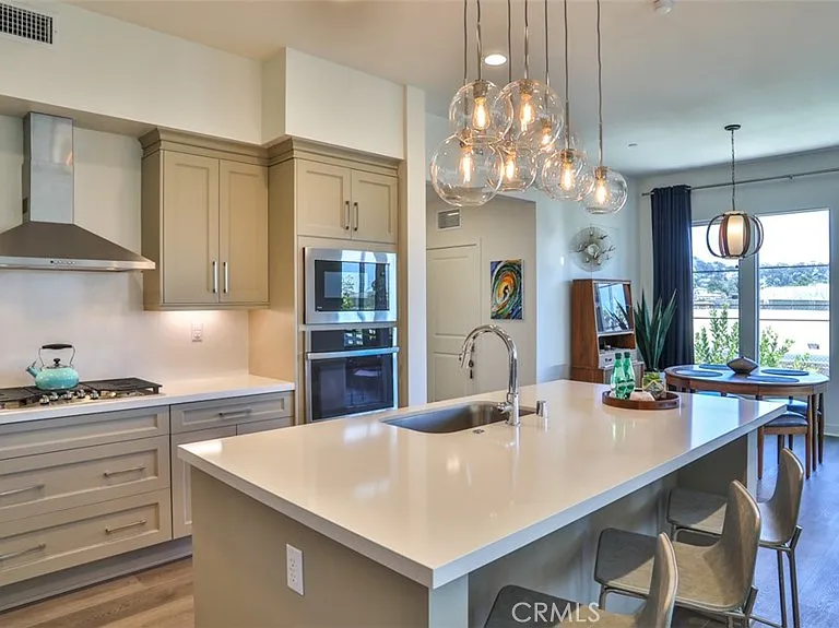 1207 Doheny Way — Photo 11