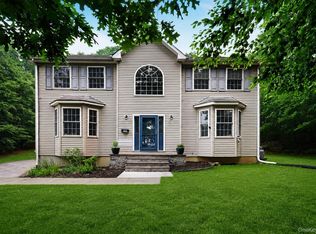 320 White Bridge Rd, Middletown, NY 10940