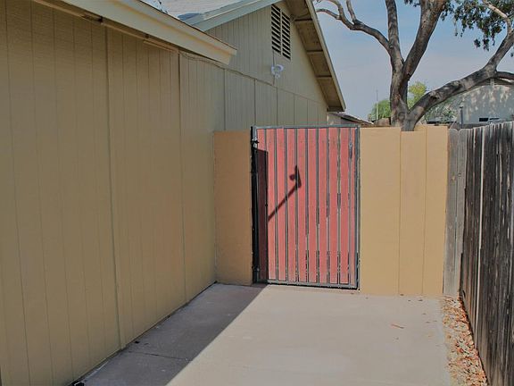 5th image of 4323 N 108th Ave