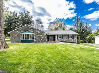 902 Croton Rd, Wayne, PA 19087