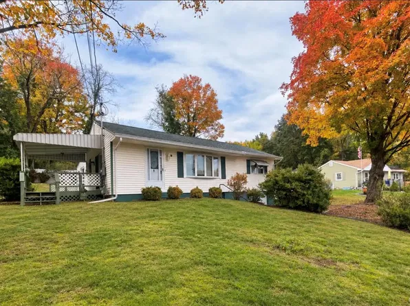 18 Westwood Drive, Newburgh, NY 12550