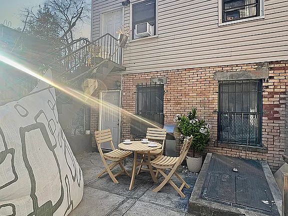 4th image of 250 4th Ave #1E