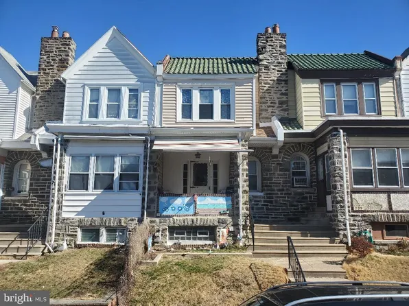 207 Avon Rd, Upper Darby, PA 19082