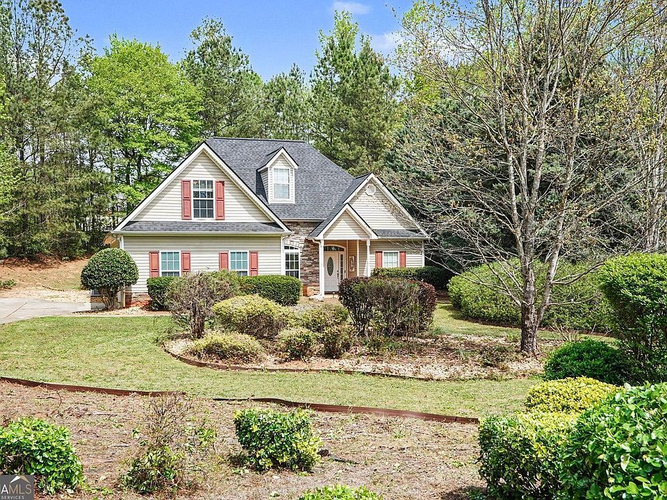 1st image of 203 Rocky Creek Dr
