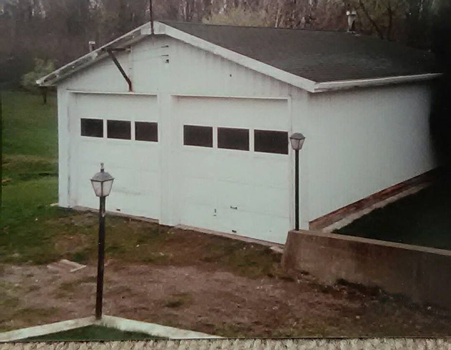 2nd image of 1355 Shannon Rd