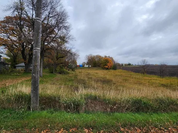 40 Oak St SE, West Union, MN 56389