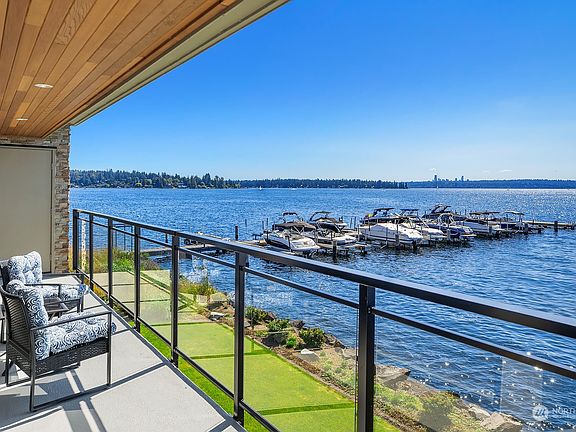3rd image of 6401 Lake Washington Boulevard NE #209