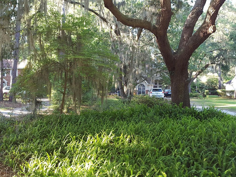 1st image of Francis Marion Cir