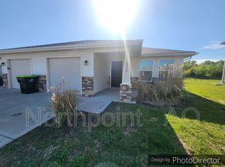 8219 SW 3rd St, Blue Springs, MO 64014