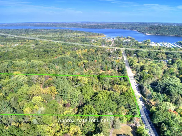 15590 Afton Blvd S, Afton, MN 55001