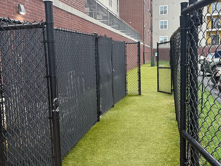 900 E Walnut St #515 — Photo 3