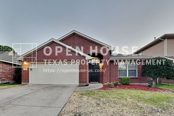 1st image of 423 Butternut Dr
