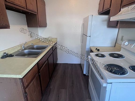 3rd image of 1240 Bookcliff Ave APT 1