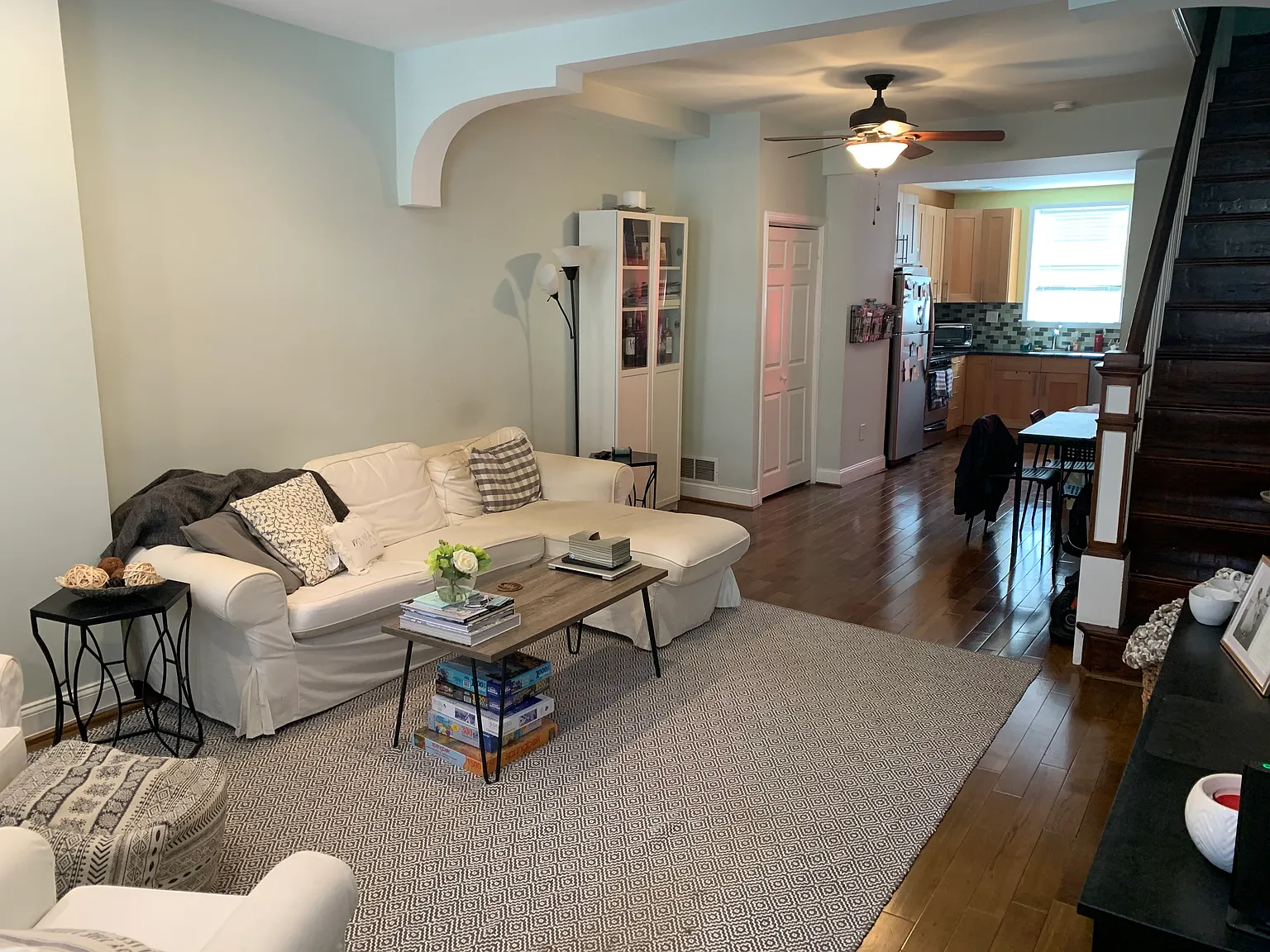 2 bed, 1064 sqft, $1,750 — Photo 3