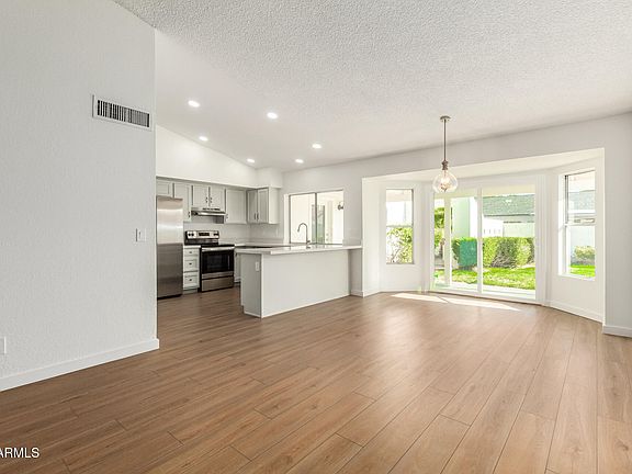 5th image of 5507 W BROWN Street