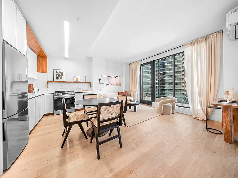 570 Fulton St #9D — Photo 6