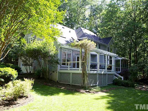 2nd image of 108 Juniper Pl