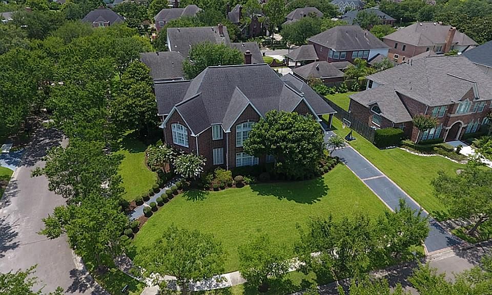 26 Queen Mary Ct, Sugar Land, TX 77479 | Zillow