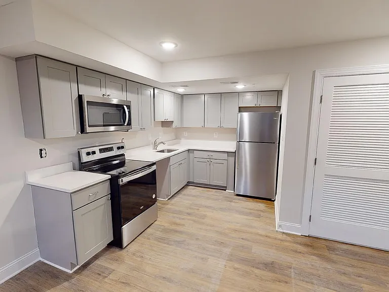 232 Hamilton St NW #C06 — Photo 5