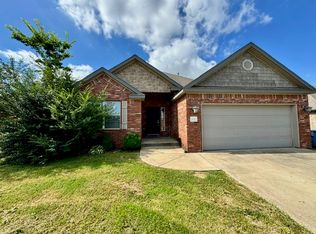 2701 SW Ledbury Cv, Bentonville, AR 72713