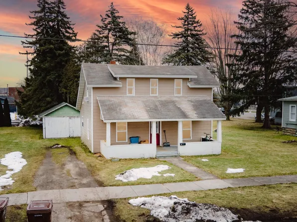 314 Park Ave, Alma, MI 48801