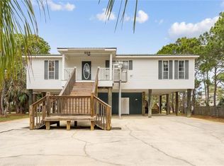 228 Conde Ave, Dauphin Island, AL 36528
