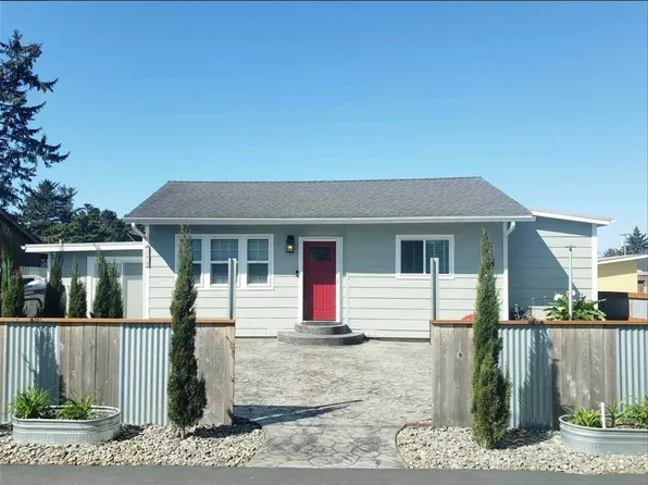 180 Grand Ave, Crescent City, CA 95531