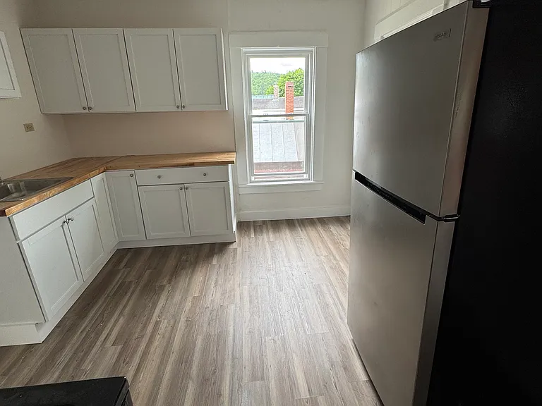 20 Mechanic St #4 — Photo 13