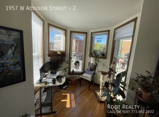 1957 W Addison St #3G, Chicago, IL 60613