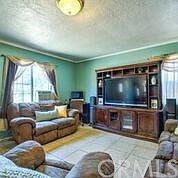 3rd image of 1539 Kendall Dr