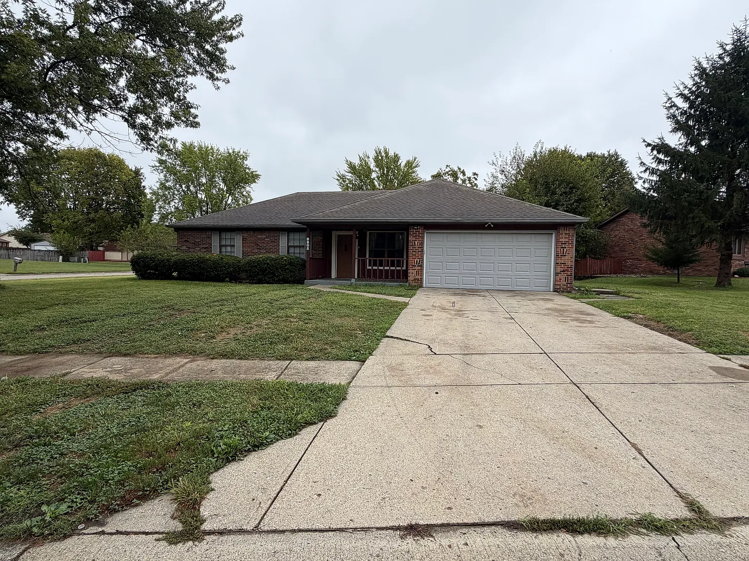 3 bed, 1393 sqft, $1,600 — Photo 1
