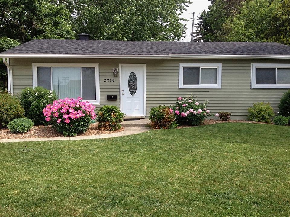 1st image of 2314 Faye Dr