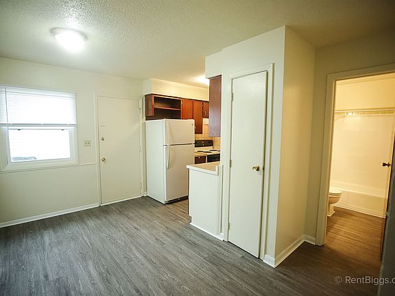Alternate view of dining area