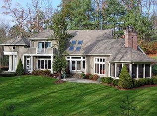 40 Avonside Knls, Avon, CT 06001