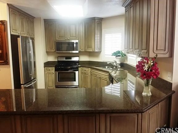 4th image of 26084 Kentia Palm Dr