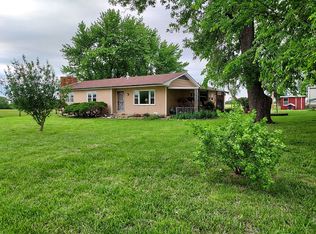 4640 95th Rd, Thayer, KS 66776