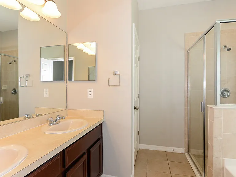 5723 White Trillium Loop — Photo 9