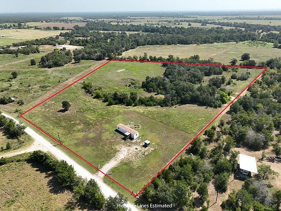 3rd image of 10854 Winn Rd