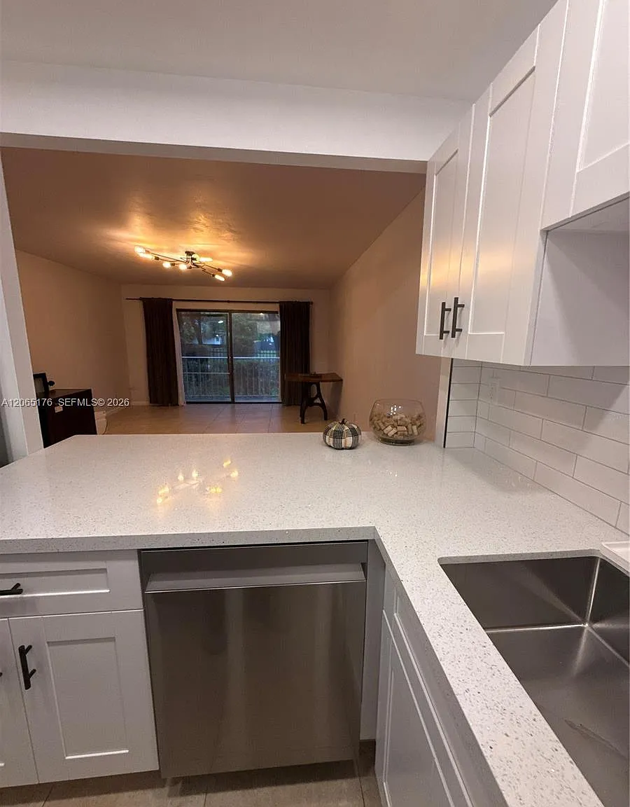 Wisperwood Village Condo — Photo 4