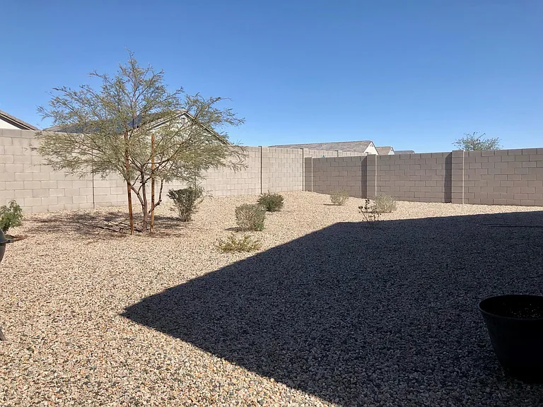 1818 W Pima Ave — Photo 14