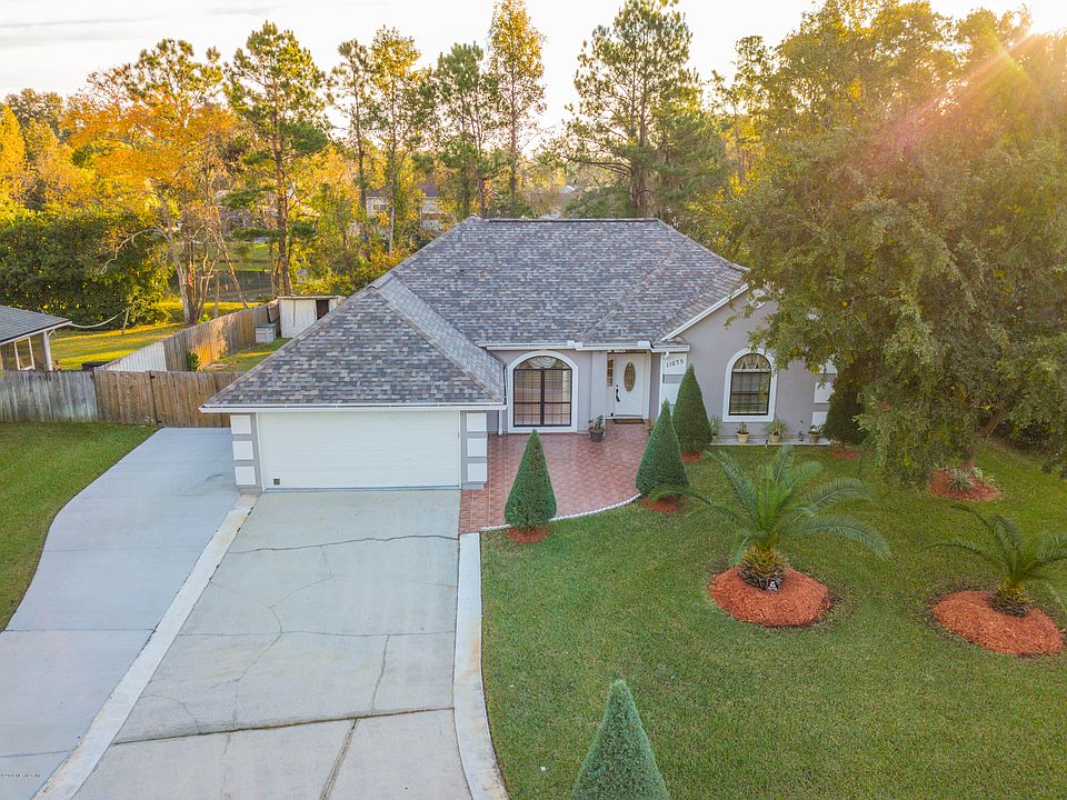 1st image of 11675 Stonebridge Dr N