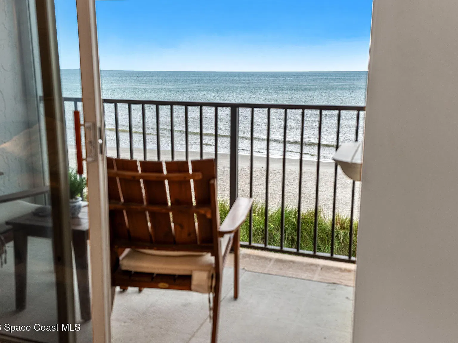 2 bed, 2.5 bath, 1205 sqft, $3,300 — Photo 3