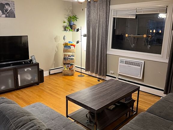 5th image of 10105 Hartford Ct APT 2A