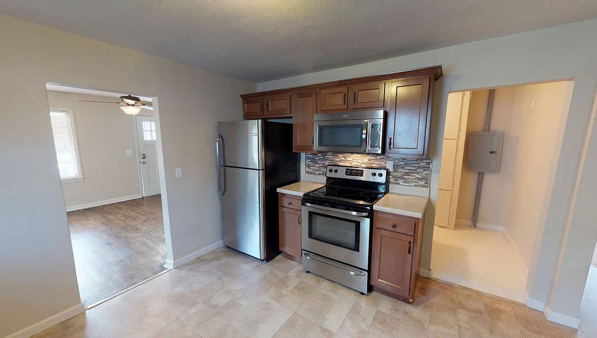 2209 North Ball Avenue - 1 — Photo 4