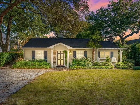 421 McCants Dr, Mount Pleasant, SC 29464