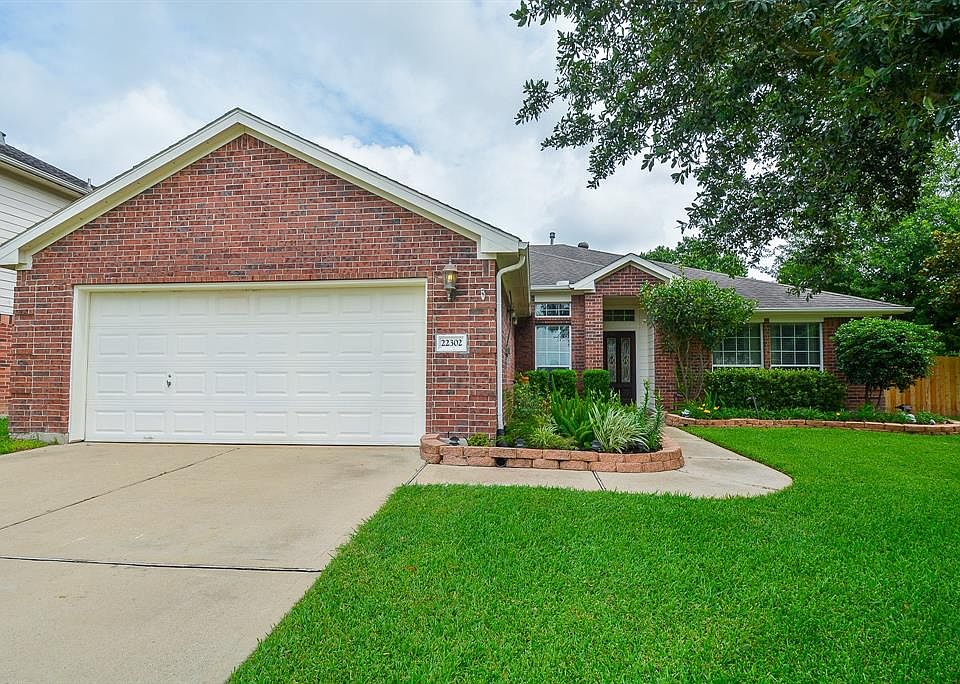 1st image of 22302 Laguna Trace Ct