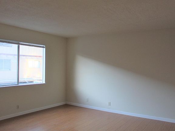 3rd image of 945 Karol Way #F