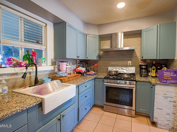 5th image of 3741 W MORELAND Street